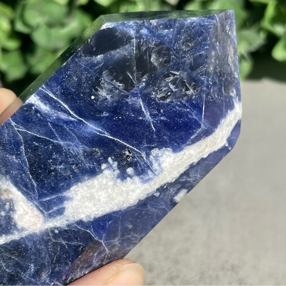 Sodalite Crystal Tower - Picture 11 of 17